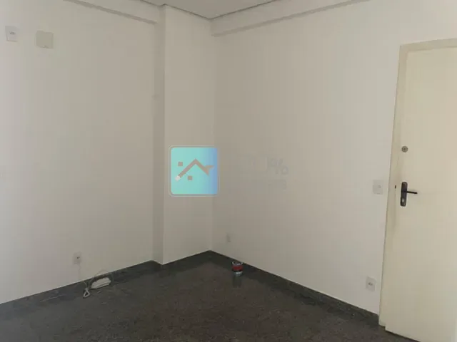 Sala com 36m², para alugar, no bairro Jardim São Dimas em São José dos Campos