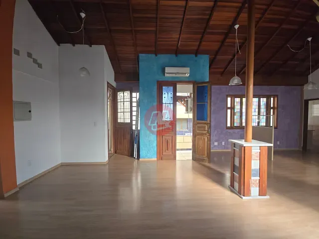 Sala com 110m², para alugar, no bairro Santana em Porto Alegre