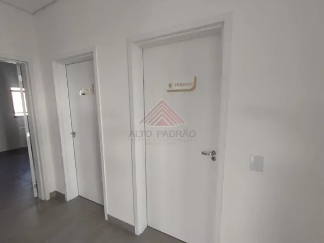 Sala com 186m², para alugar, no bairro Jardim Pilar em Mauá