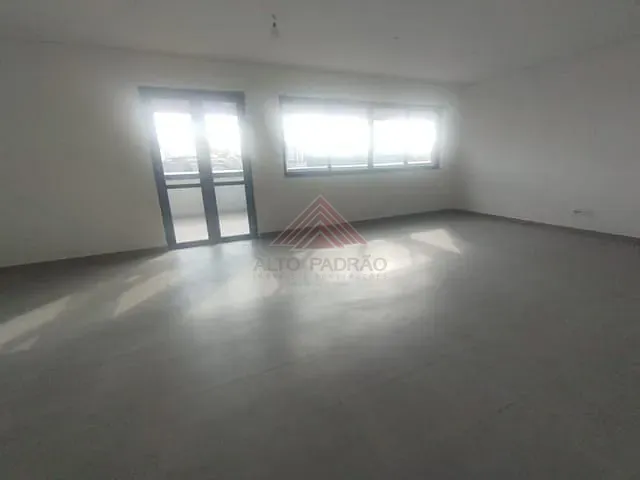 Sala com 186m², para alugar, no bairro Jardim Pilar em Mauá