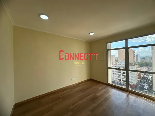Sala para alugar, no bairro Centro em Ribeirão Preto