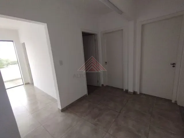 Sala com 120m², para alugar, no bairro Vila Assis Brasil em Mauá
