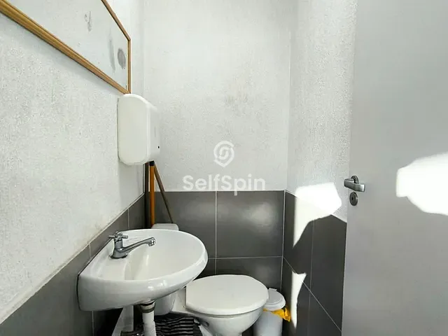 Sala para alugar, no bairro Santa Rosa em Niterói