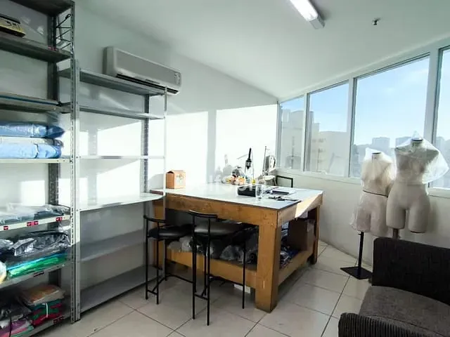 Sala para alugar, no bairro Santa Rosa em Niterói