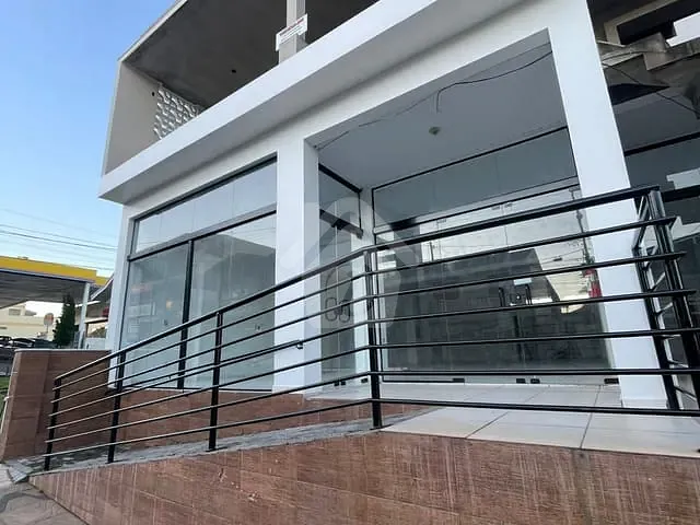 Sala com 180m², para alugar, no bairro Canabarro em Teutônia