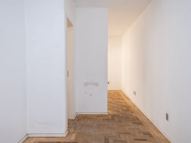 Sala com 37m², para alugar, no bairro Centro em Pelotas