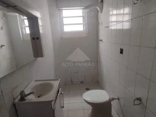 Sala com 60m², para alugar, no bairro Parque São Vicente em Mauá
