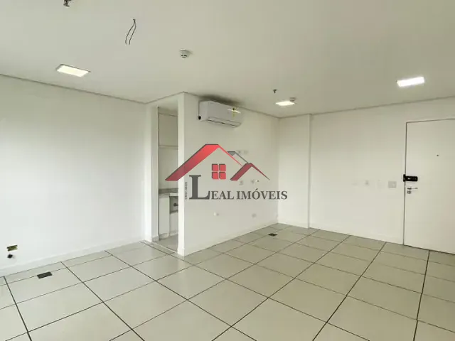 Sala com 31m², para alugar, no bairro Jardim em Santo André