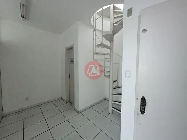 Sala com 100m², para alugar, no bairro Rio Branco em Porto Alegre