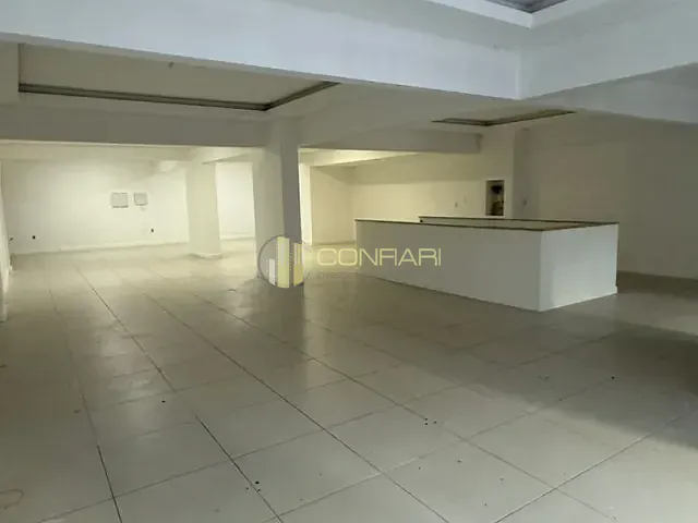 Sala para alugar, no bairro meia praia em Itapema