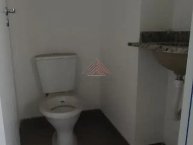 Sala com 32m², à venda, no bairro Vila Bocaina em Mauá