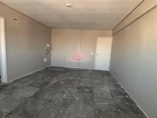 Sala com 30m², para alugar, no bairro Vila Bocaina em Mauá