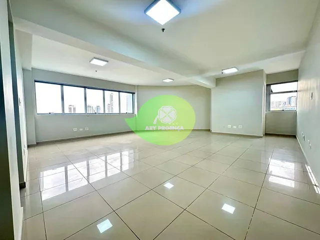 Sala com 110m², para alugar, no bairro Parque Campolim em Sorocaba