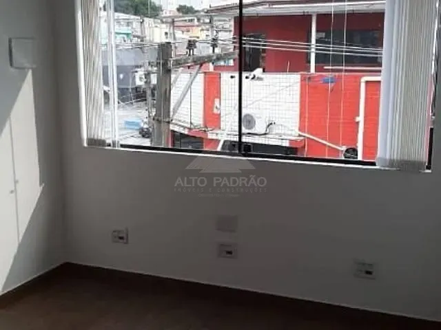 Sala com 15m², para alugar, no bairro Jardim Pilar em Mauá