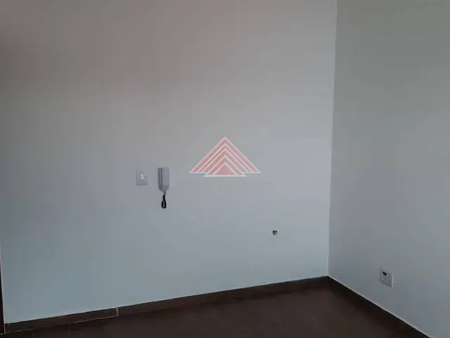 Sala com 15m², para alugar, no bairro Jardim Pilar em Mauá