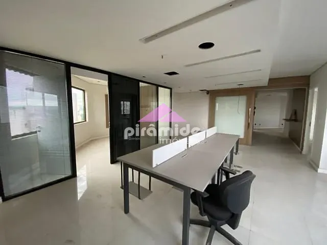 Sala com 324m², à venda, no bairro Centro em São José dos Campos