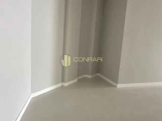 Sala para alugar, no bairro Centro em Itapema