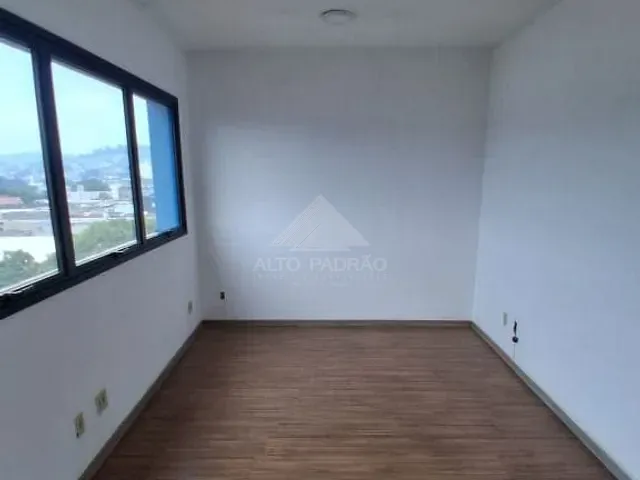 Sala com 19m², à venda, no bairro Vila Bocaina em Mauá