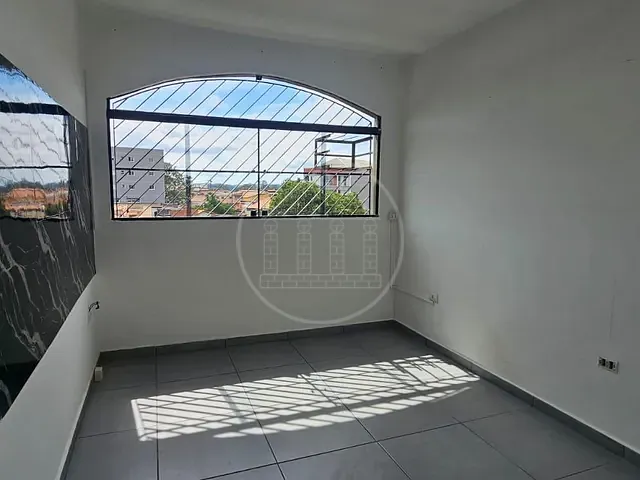 Sala com 25m², para alugar, no bairro Cidade Dutra em São Paulo