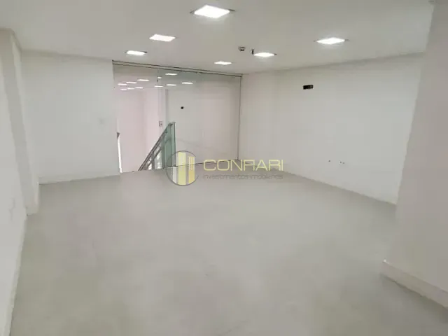 Sala para alugar, no bairro Meia praia em Itapema