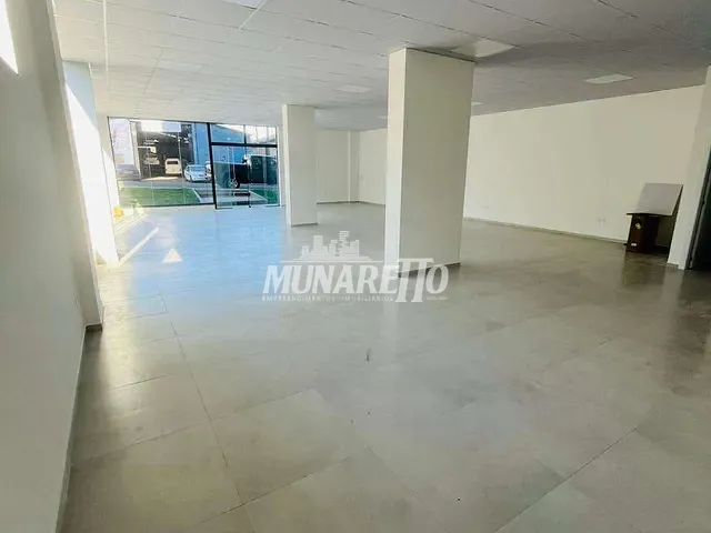 Sala com 200m², para alugar, no bairro Vila Jacob Biezus em Concórdia