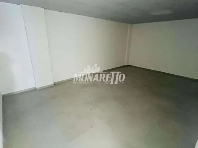 Sala com 200m², para alugar, no bairro Vila Jacob Biezus em Concórdia