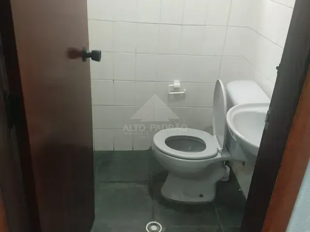 Sala com 12m², para alugar, no bairro Jardim Pedroso em Mauá