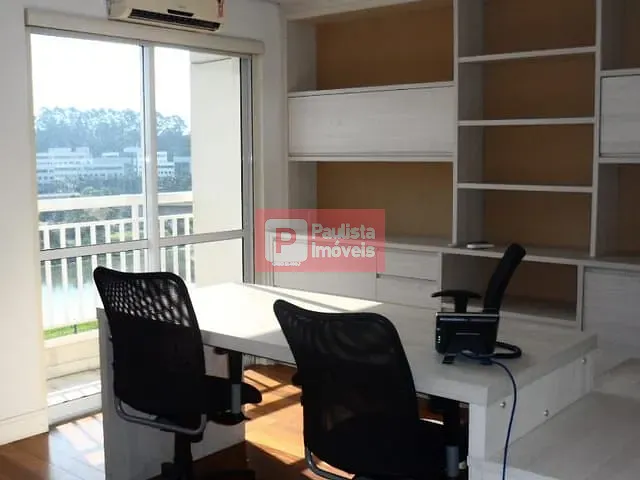 Sala à venda, no bairro Chácara Santo Antônio em São Paulo