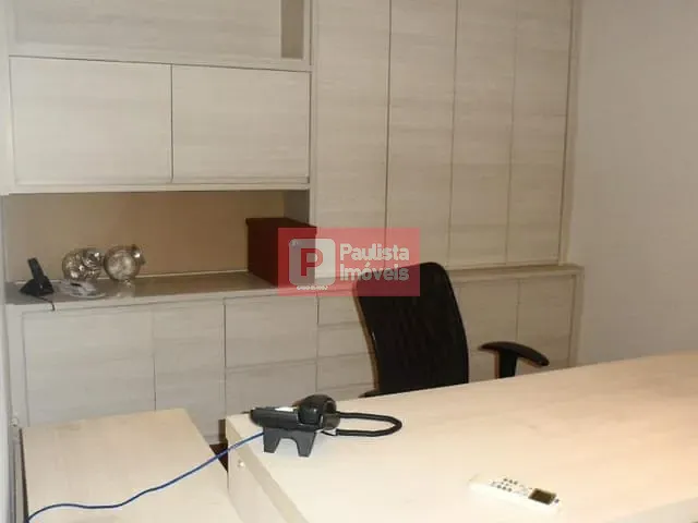 Sala à venda, no bairro Chácara Santo Antônio em São Paulo