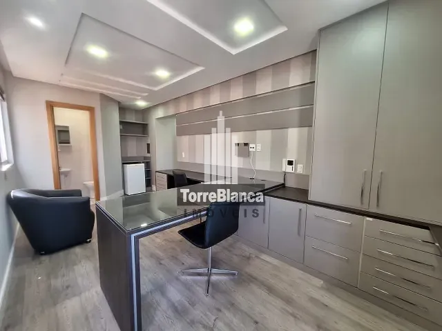 Sala com 27m², para alugar, no bairro Centro em Ponta Grossa