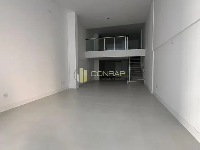 Sala para alugar, no bairro Meia praia em Itapema