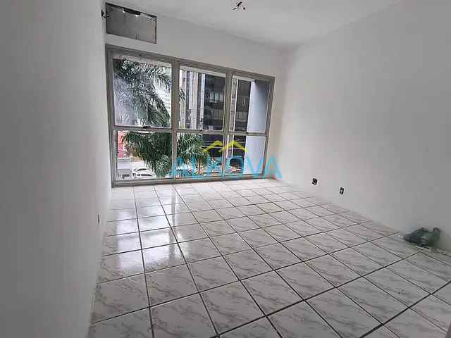Sala com 29m², à venda, no bairro Centro em São José dos Campos