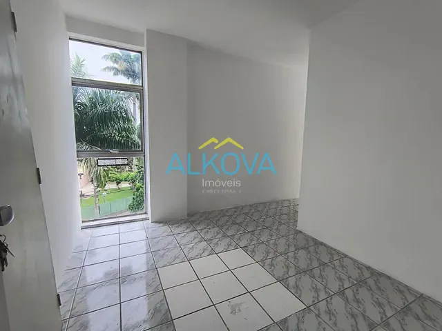 Sala com 29m², à venda, no bairro Centro em São José dos Campos