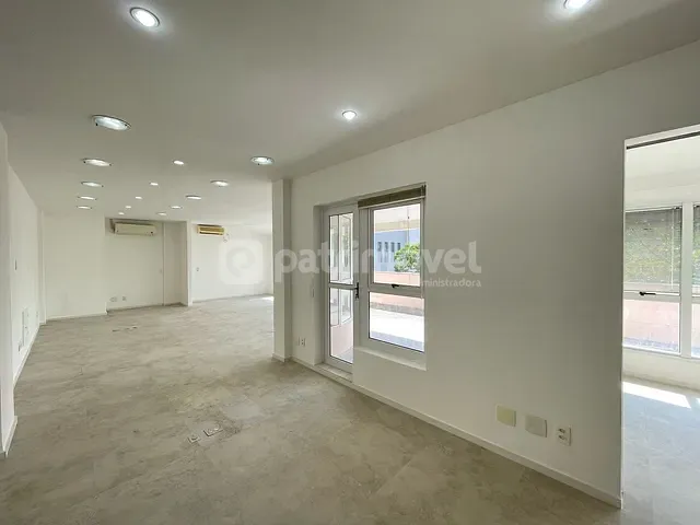 Sala com 104m², à venda ou para alugar, no bairro Barra da Tijuca em Rio de Janeiro