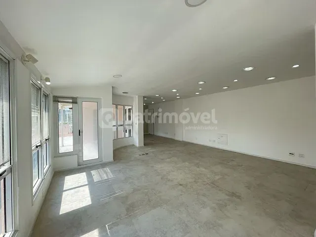 Sala com 104m², à venda ou para alugar, no bairro Barra da Tijuca em Rio de Janeiro