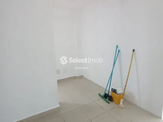 Sala com 35m², para alugar, no bairro Vila Bocaina em Mauá