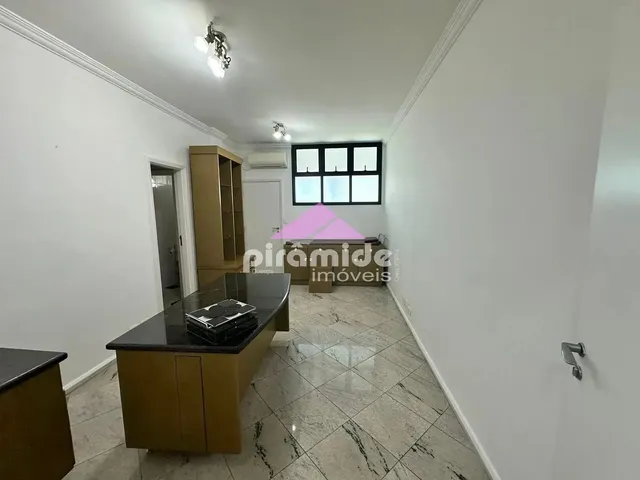 Sala com 10m², para alugar, no bairro Jardim Esplanada II em São José Dos Campos