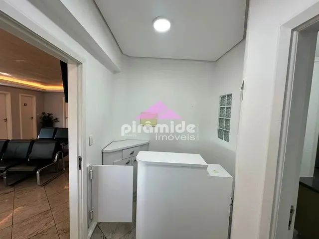 Sala com 10m², para alugar, no bairro Jardim Esplanada II em São José Dos Campos