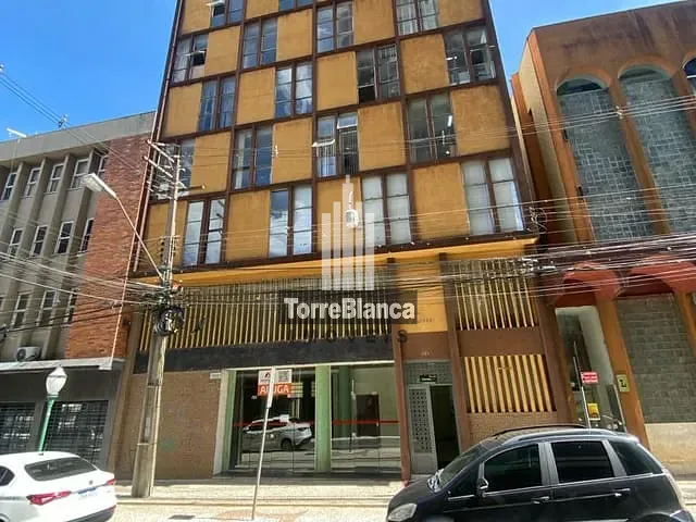 Sala com 16m², para alugar, no bairro Centro em Ponta Grossa