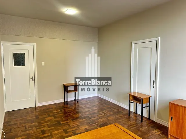 Sala com 16m², para alugar, no bairro Centro em Ponta Grossa