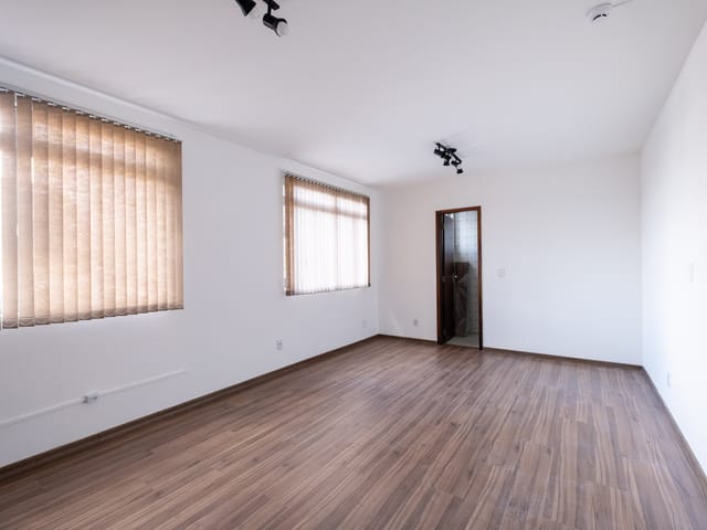 Sala para alugar, no bairro Centro em Pelotas