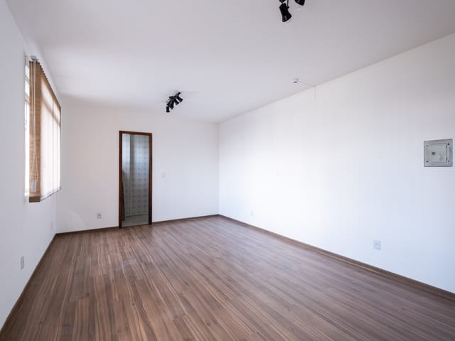Sala para alugar, no bairro Centro em Pelotas