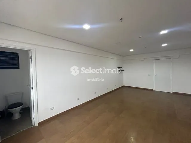Sala com 30m², para alugar, no bairro Vila Bocaina em Mauá