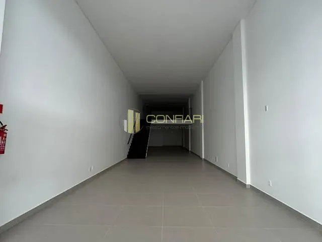 Sala para alugar, no bairro meia praia em Itapema