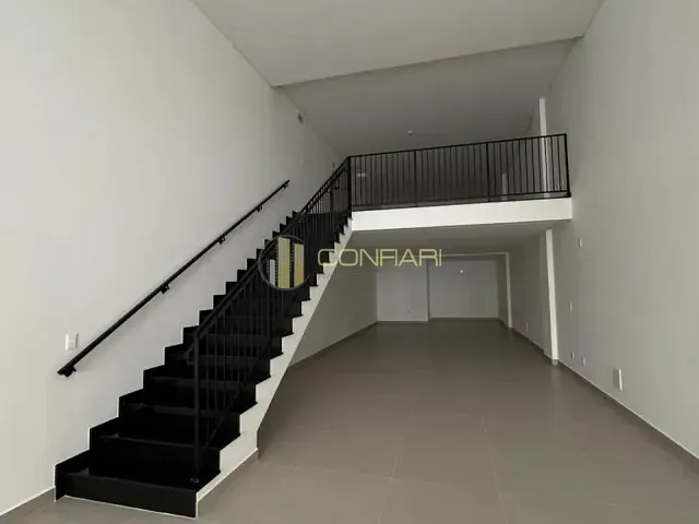 Sala para alugar, no bairro meia praia em Itapema