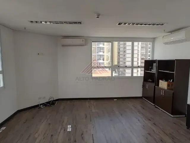 Sala com 61m², para alugar, no bairro Jardim em Santo André