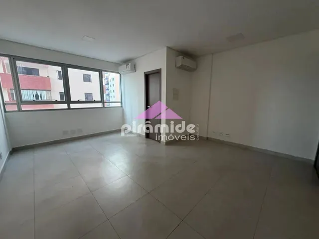 Sala com 28m², à venda ou para alugar, no bairro Jardim Aquárius em São José Dos Campos