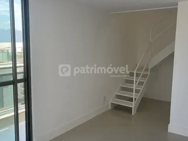 Sala à venda, no bairro Barra da Tijuca em Rio de Janeiro
