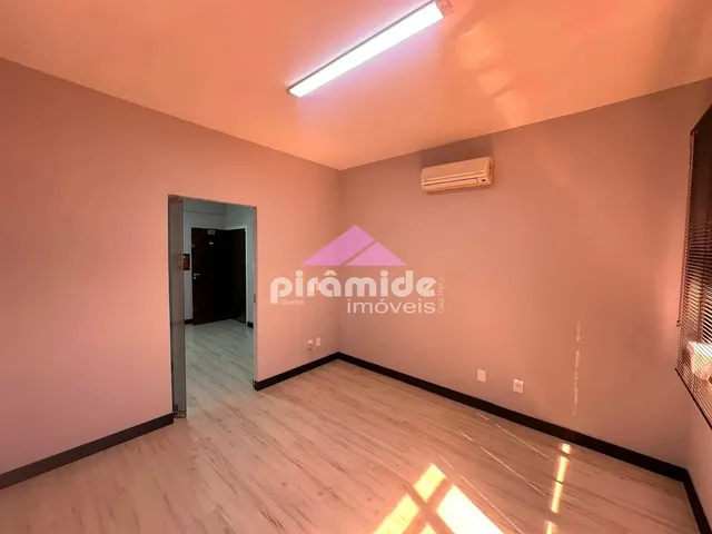 Sala com 10m², para alugar, no bairro Jardim Satélite em São José Dos Campos