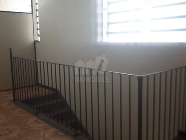 Sala para alugar, no bairro Coronel Veiga em Petrópolis